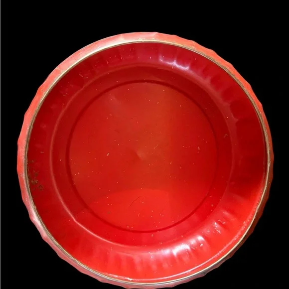 Vintage Red Metal Sewing Box w/ Thread Insert | Mid-Century Notions Tin - Picture 7 of 9